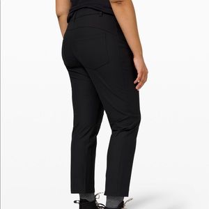 City Sleek 7/8 length 5 pocket pant NWT